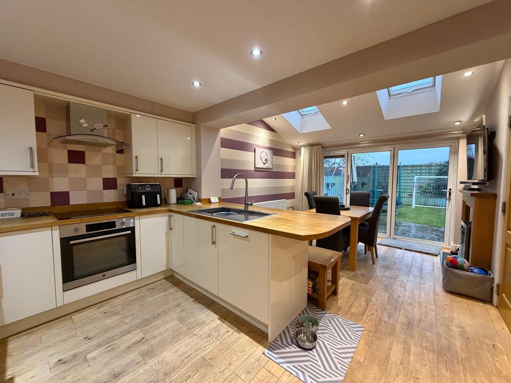 Dining Kitchen
