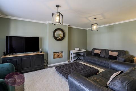 4 bedroom detached house for sale, Lovesey Avenue, Hucknall, Nottingham, NG15