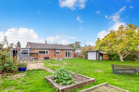 undefined, Saffron Close, Earley, Reading, RG6