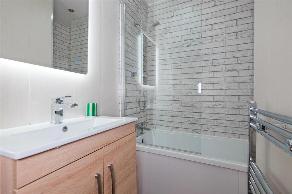 Upstairs Bathroom