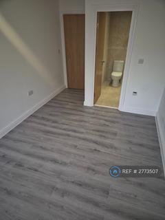 2 bedroom flat to rent, London Road, Croydon, CR0