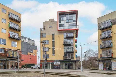3 bedroom flat for sale, West Parkside, Greenwich Millennium Village, London, SE10