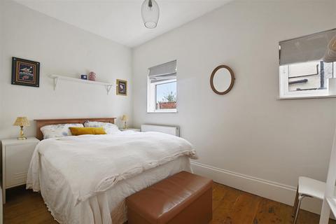 2 bedroom flat for sale, Tubbs Road, London, NW10