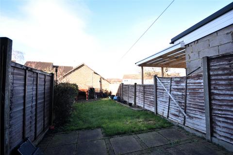 2 bedroom terraced house to rent, Cheney Way, Buckinghamshire HP20