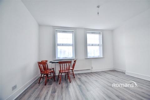 2 bedroom flat to rent, Alexandra Road, Uxbridge, UB8