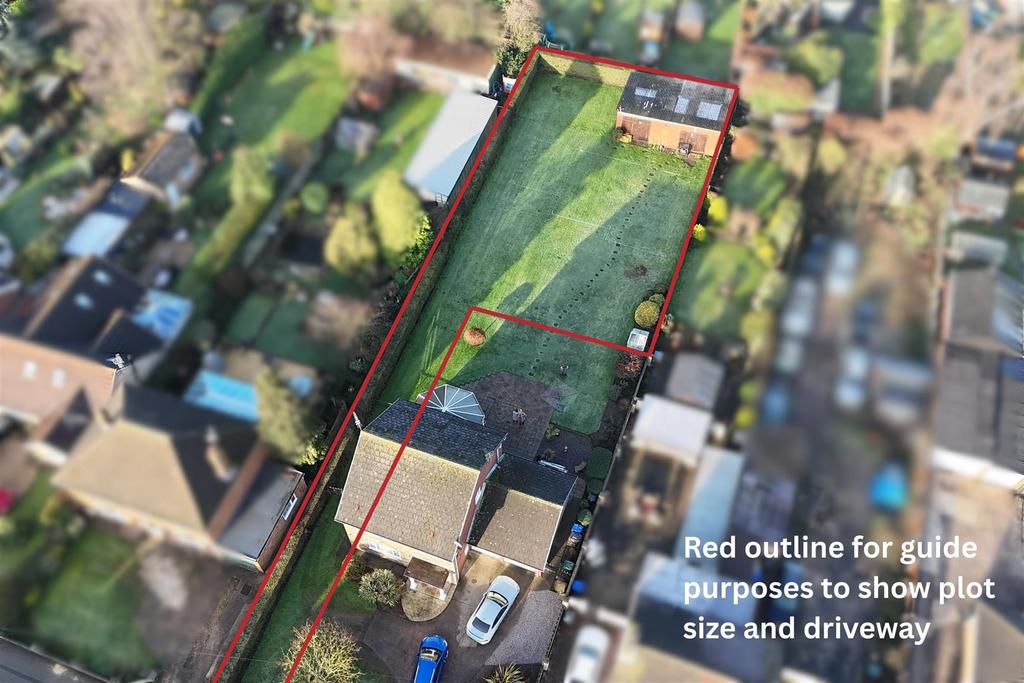 Red Outline for guide purposes to show plot size a
