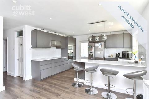 5 bedroom detached house to rent, Crescent Drive South, Brighton, BN2