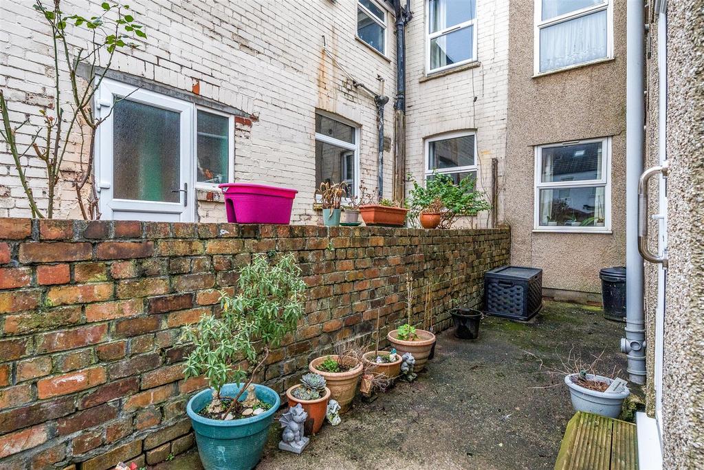Rear Courtyard