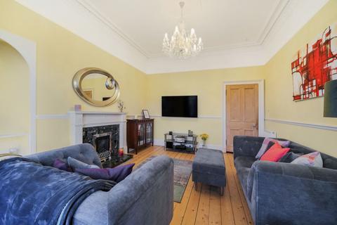 2 bedroom flat for sale, 3F2,  79 Comely Bank Road, Stockbridge, Edinburgh