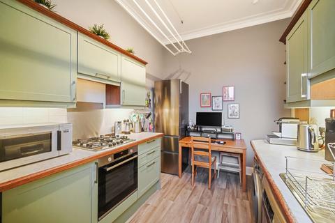 2 bedroom flat for sale, 3F2,  79 Comely Bank Road, Stockbridge, Edinburgh
