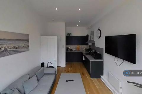 3 bedroom flat to rent, Brodie Place, Elgin, IV30