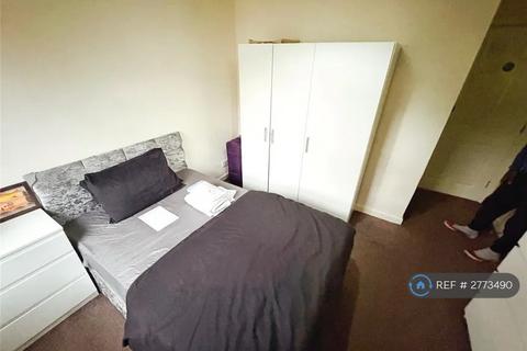 3 bedroom flat to rent, Brodie Place, Elgin, IV30