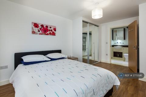 2 bedroom flat to rent, Maple Quays, London, SE16