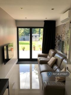 undefined, Barnfield, New Malden, KT3