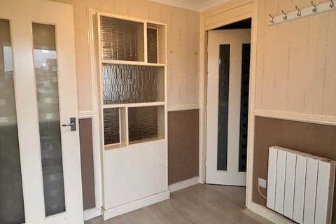undefined, Dane Park Rd, Hull, HU6