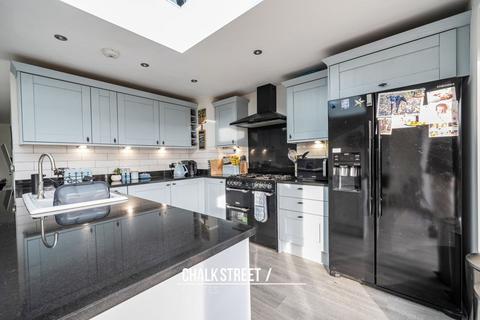 undefined, Alma Avenue, Hornchurch, RM12