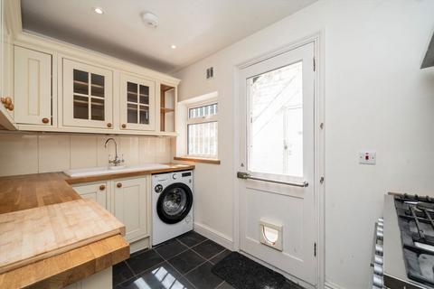 2 bedroom flat for sale, Edith Road, London W14