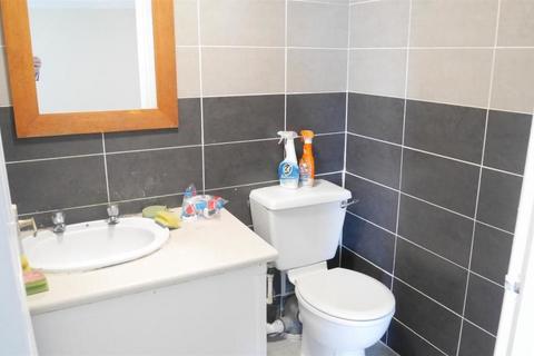 undefined, Fore Street, Chard TA20