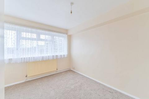 2 bedroom flat to rent, Marchwood Close, Camberwell, London, SE5