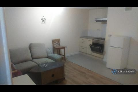 2 bedroom flat to rent, Manchester Road, Huddersfield, HD1
