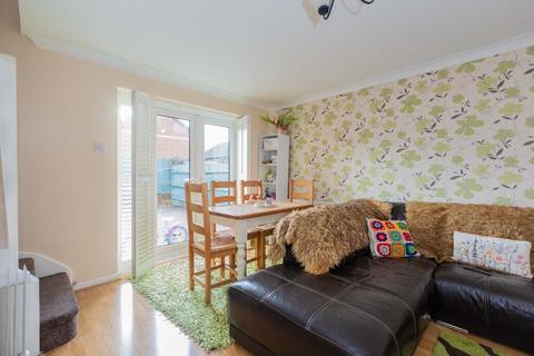 undefined, Gladstone Way, Slough
