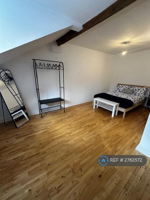 Large Double Bedroom