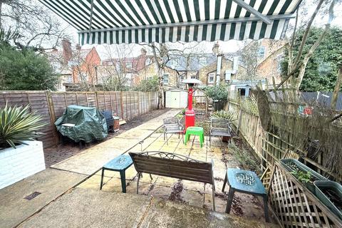 1 bedroom flat for sale, Hoveden Road