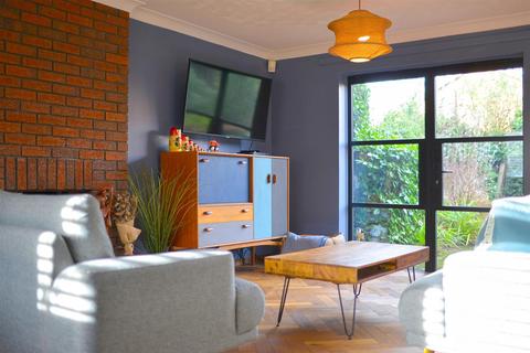 5 bedroom detached house for sale, Mitcham Court, Kingswood Oak, Shrewsbury