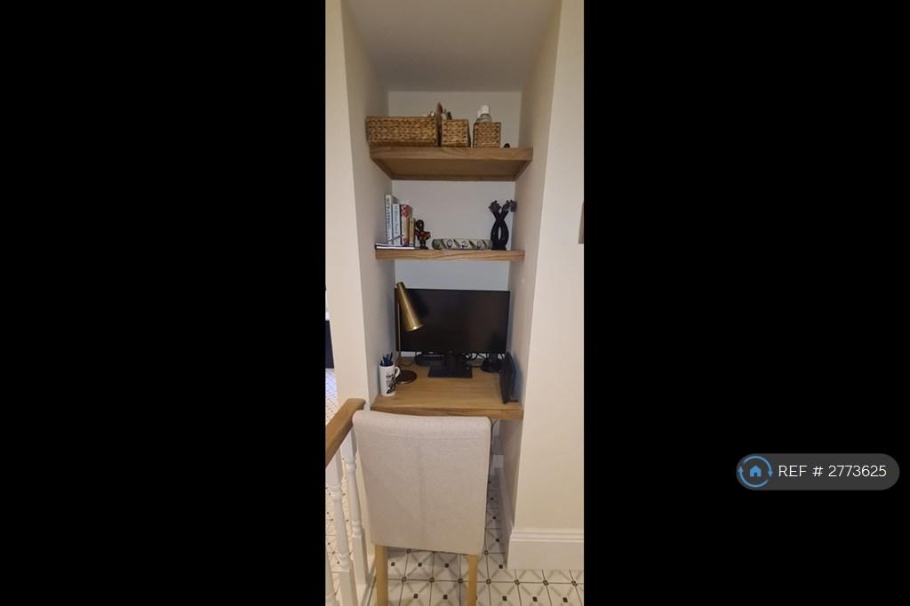 Desk Nook