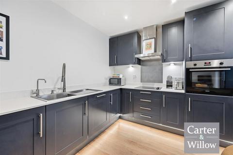 2 bedroom apartment for sale, Erken Plaza,, Abbey Road, Essex