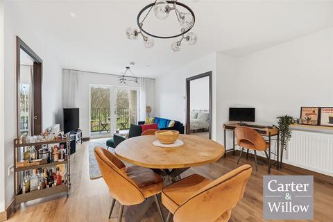 2 bedroom apartment for sale, Erken Plaza,, Abbey Road, Essex