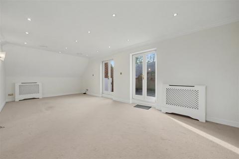 2 bedroom flat for sale, 32 Gills Hill, Radlett WD7