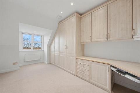 2 bedroom flat for sale, 32 Gills Hill, Radlett WD7