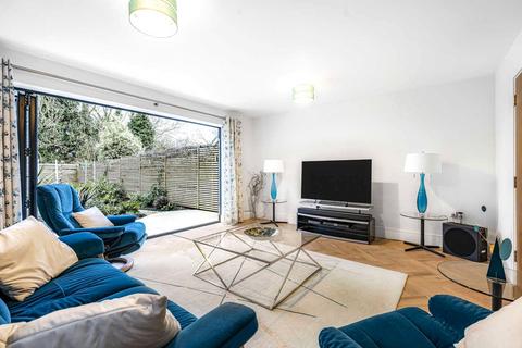 undefined, Rowden Way, Alton, Hampshire, GU34