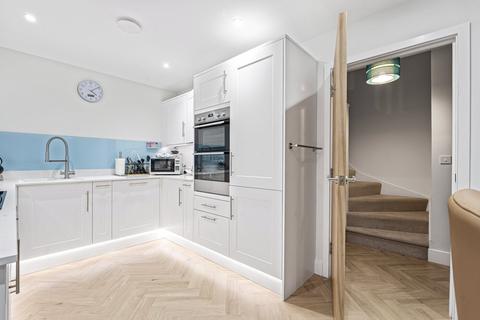 undefined, Rowden Way, Alton, Hampshire, GU34