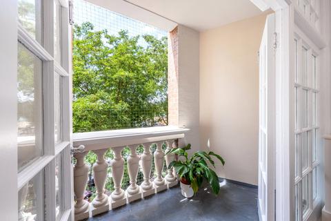 2 bedroom apartment for sale, Maida Vale, London, W9
