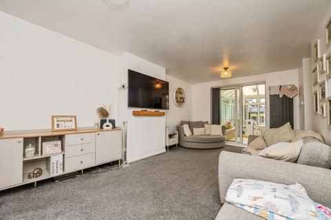 undefined, Wilton Avenue, Kidderminster, DY11