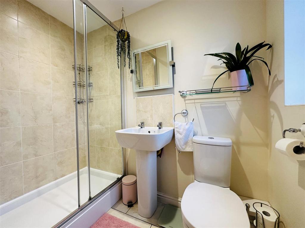 Ensuite.jpg