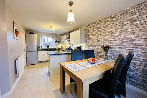 undefined, Palm House Drive, Selby