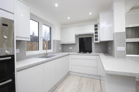 3 bedroom end of terrace house for sale, Aberfeldy Avenue, Airdrie, ML6