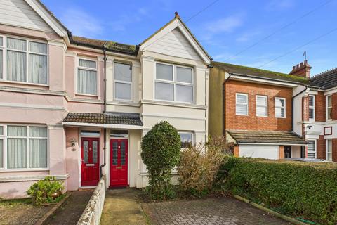 4 bedroom end of terrace house for sale, Cross Road, Southwick