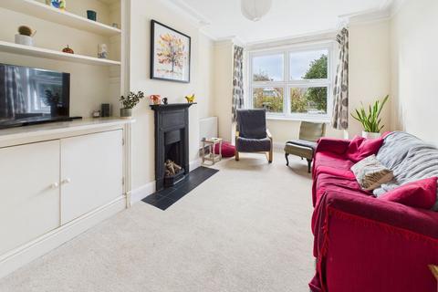 4 bedroom end of terrace house for sale, Cross Road, Southwick