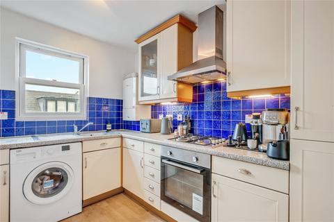 2 bedroom apartment for sale, Latchmere Road, SW11