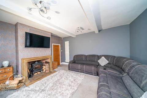 4 bedroom semi-detached house for sale, Lichfield Road, Walsall WS4