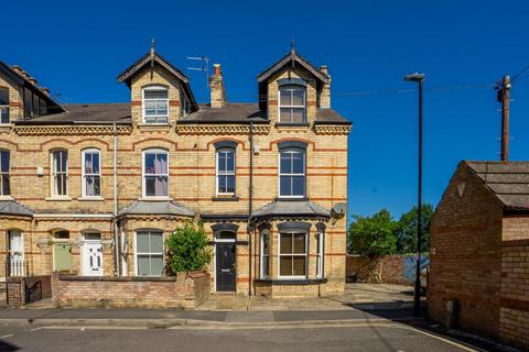 5 bedroom end of terrace house for sale, Howard Street, York