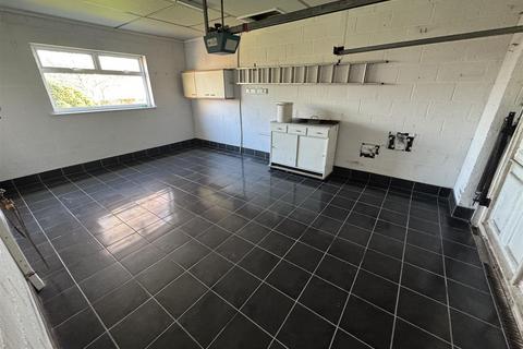 undefined, Gill Lane, Longton