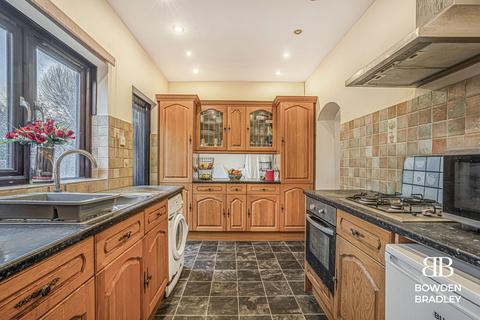2 bedroom semi-detached bungalow for sale, Dewey Road, Dagenham, RM10