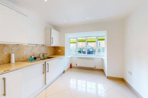 undefined, Damson Way, Carshalton SM5