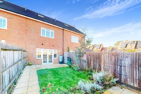 undefined, Damson Way, Carshalton SM5