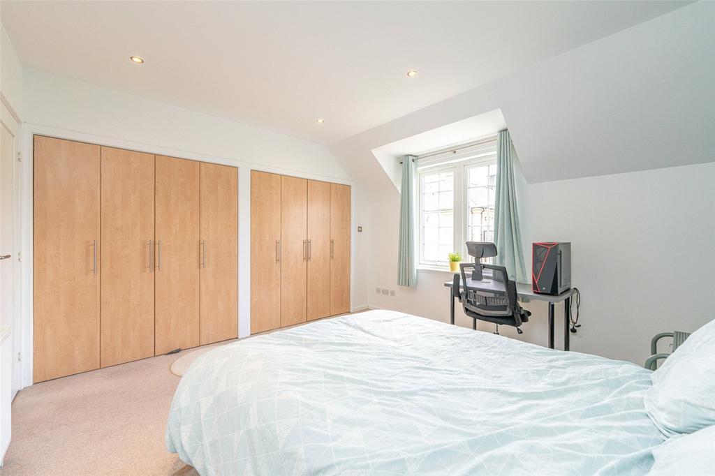 Bedroom 1 Alt